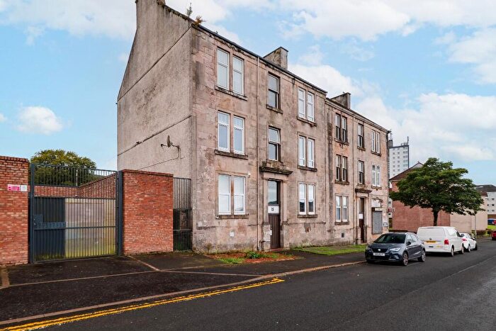 1 Bedroom Flat For Sale In Dempster Street, Greenock, Inverclyde, PA15