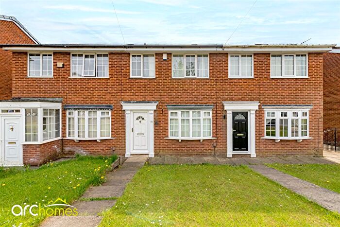 3 Bedroom Mews For Sale In Sarah Street, Hindley Green, Wigan, WN2