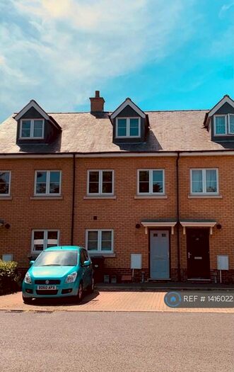 4 Bedroom Terraced House To Rent In River View, Shefford, SG17