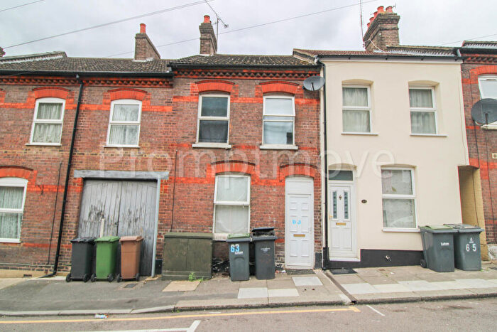 3 Bedroom Terraced House To Rent In Hartley Road Luton, LU2