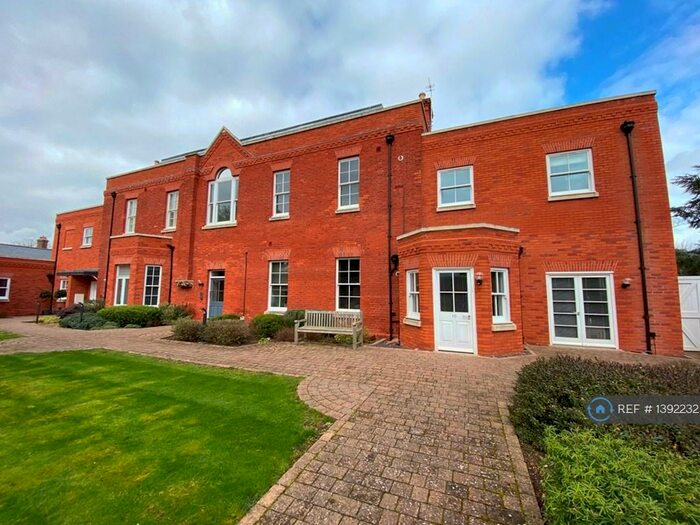 2 Bedroom Flat To Rent In The Grange, Brampton, Huntingdon, PE28