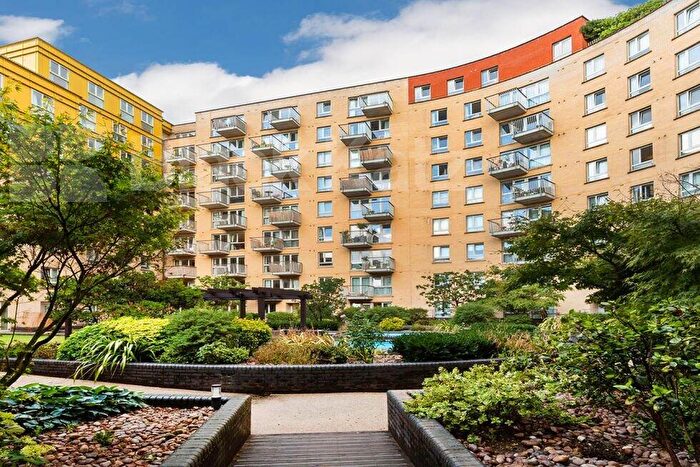 1 Bedroom Flat To Rent In Eden Grove, Holloway, N7