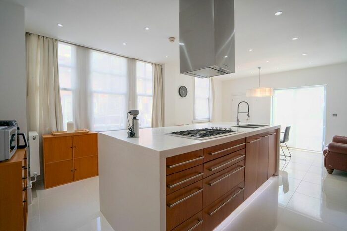 3 Bedroom Terraced House To Rent In Howard Road, Leicester, LE2