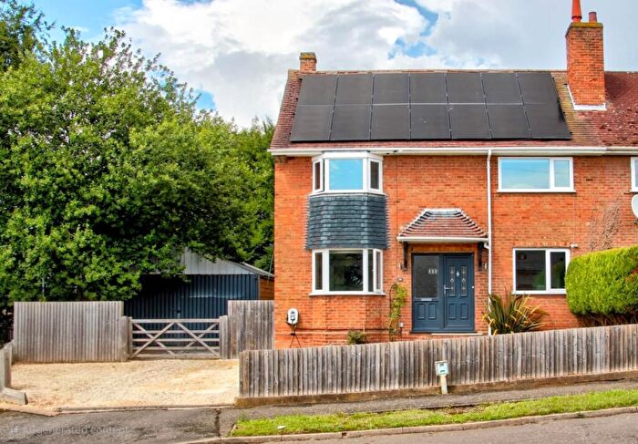 4 Bedroom Semi-Detached House For Sale In Hall Close, Stoneleigh, Coventry, Warwickshire, CV8