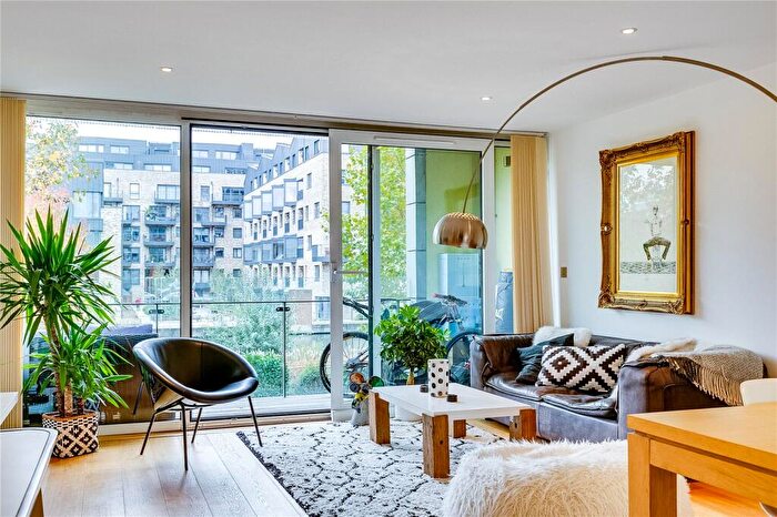 2 Bedroom Flat To Rent In Graham Street, Islington, N1