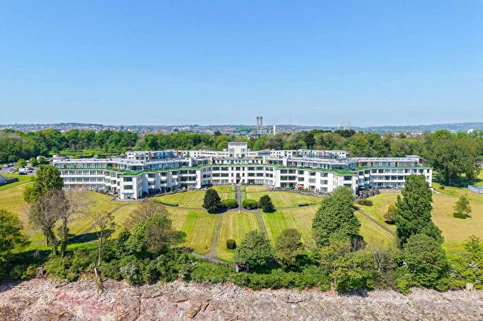 2 Bedroom Flat For Sale In Headlands, Hayes Road, Sully, Vale Of Glamorgan, CF64