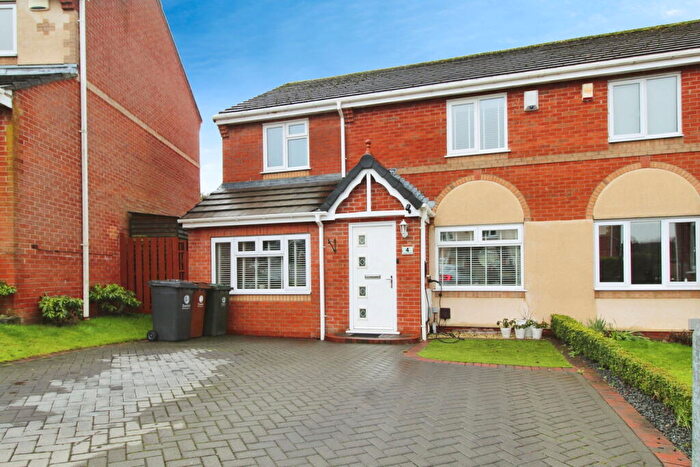 4 Bedroom Semi Detached House For Sale In Cockshott Dean, Prudhoe, NE42
