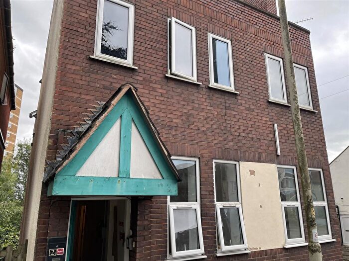 1 Bedroom Flat To Rent In Church Street, Brierley Hill, DY5