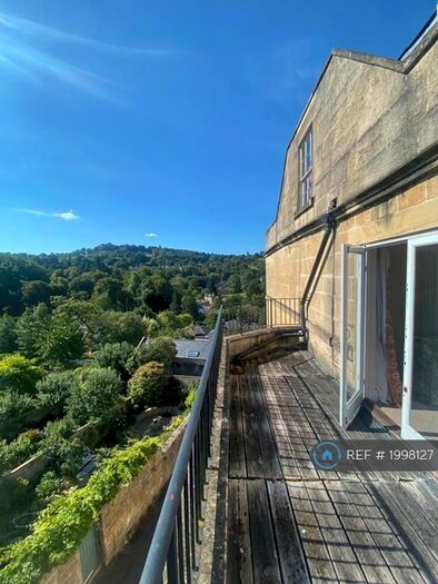 1 Bedroom Flat To Rent In Widcombe Crescent, Bath, BA2