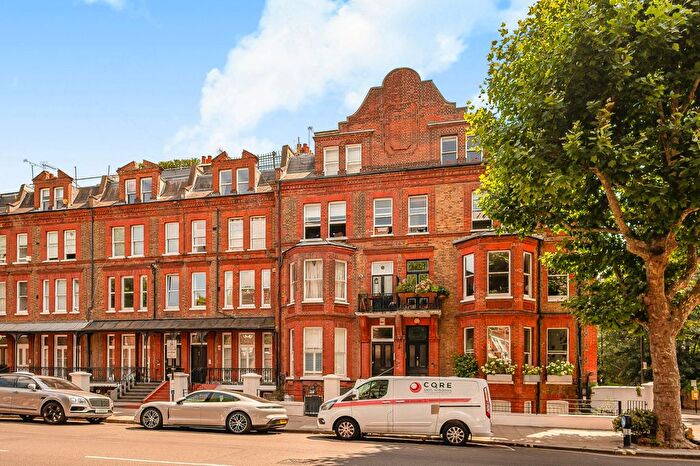 2 Bedroom Flat For Sale In Elgin Avenue, Paddington, W9