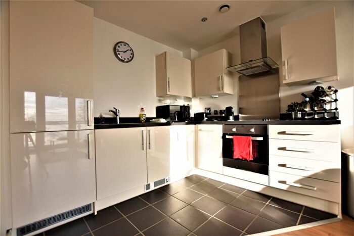 1 Bedroom Flat To Rent In Cowdrey Mews, Southend Lane, Catford, SE6
