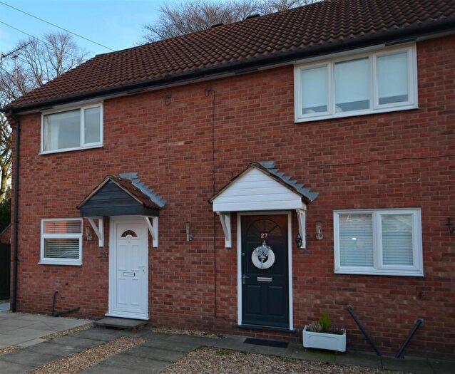 2 Bedroom Semi-Detached House To Rent In Bromley Avenue, Newark, NG24