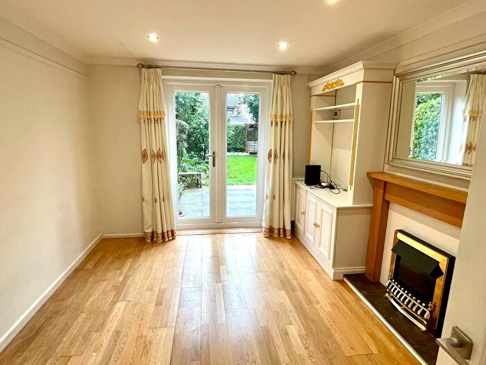 4 Bedroom End Terrace House To Rent In Kings Hedges Road, Cambridge, CB4