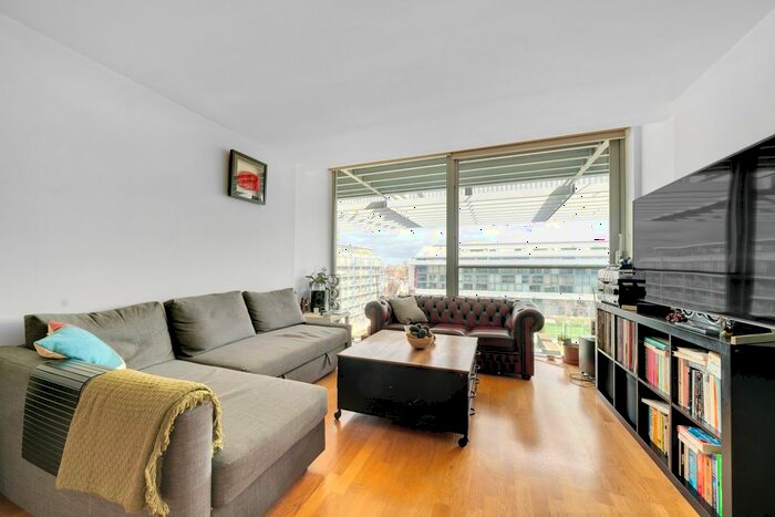 2 Bedroom Flat To Rent In Weststand Apartments, Highbury Stadium Square, N5