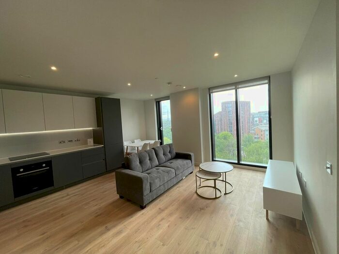 1 Bedroom Flat To Rent In Aspin Lane, Manchester, M4