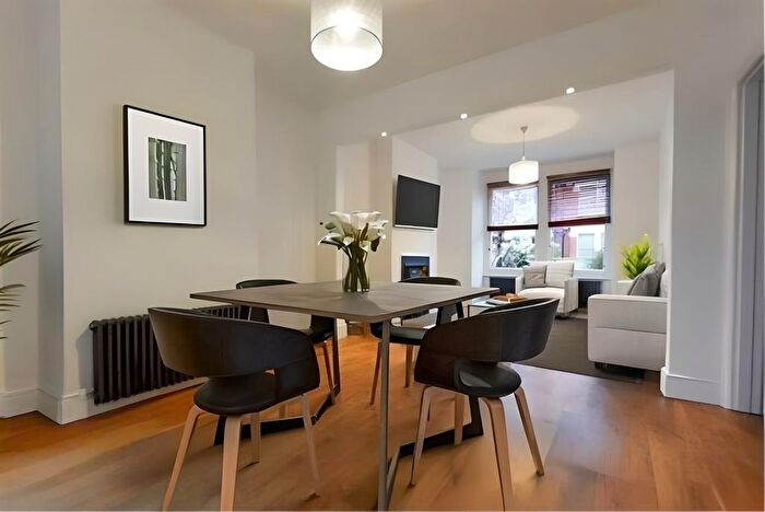 2 Bedroom Terraced House To Rent In Hotham Road, Wimbledon, SW19