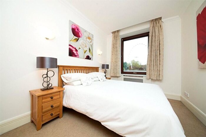 1 Bedroom Flat For Sale In Whitehouse Apartments, Belvedere Road, London, SE1