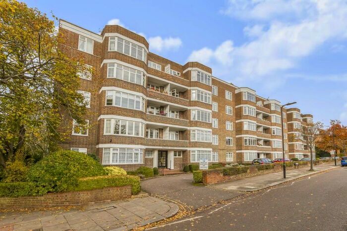 2 Bedroom Flat To Rent In Mount Avenue, London, W5