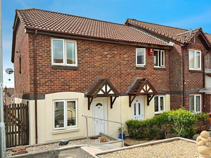 2 Bedroom End Of Terrace House For Sale In Long Terrace Close, Plymouth, PL7