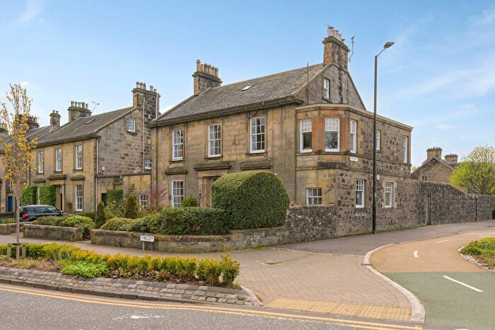 4 Bedroom Flat For Sale In Albert Place, Stirling, FK8