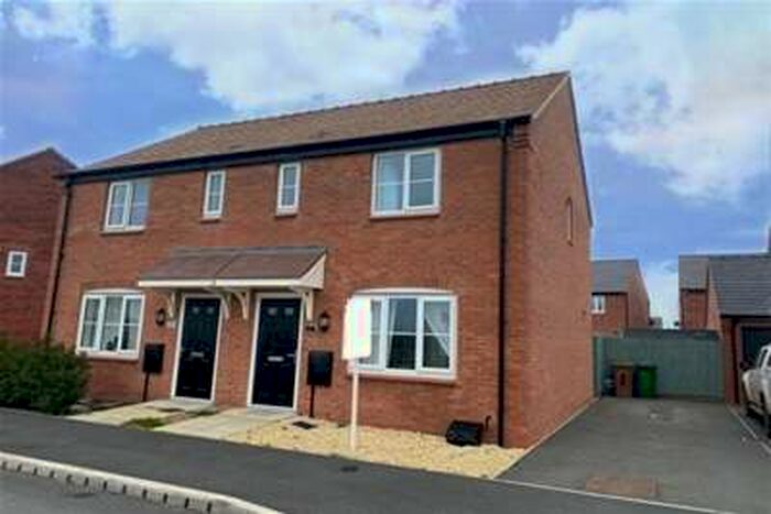 3 Bedroom House To Rent In Mitford Road, Derby, DE24