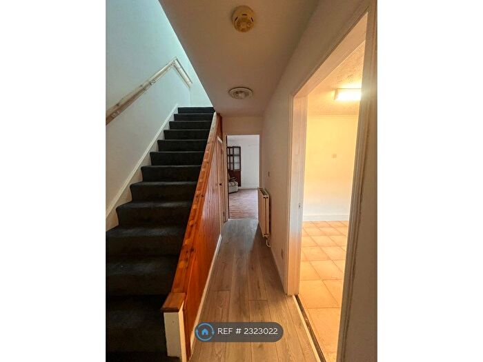 3 Bedroom End Of Terrace House To Rent In Lye Avenue, Birmingham, B32