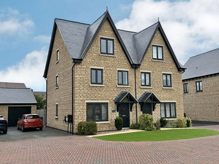 3 Bedroom Semi-Detached House For Sale In Strickland Drive, Shackleton Village, Stratford Upon Avon, Warwickshire, CV37