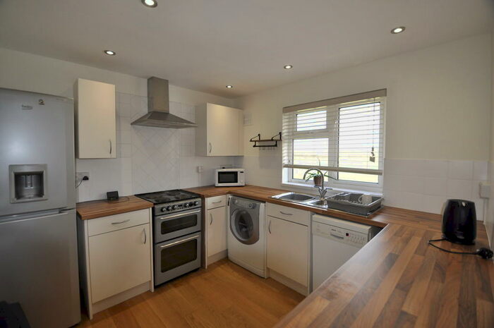 1 Bedroom Flat To Rent In Church Lane, Blackford, BS28