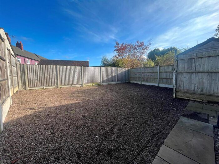2 Bedroom Cottage To Rent In Hollybush Lane, Longford, Coventry, CV6