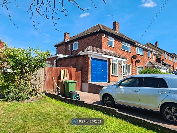 3 Bedroom Semi-Detached House To Rent In Kingshurst Road, Solihull, B90