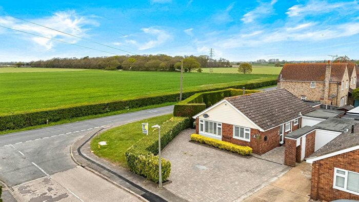 3 Bedroom Detached Bungalow For Sale In The Paddocks, Great Bentley, Colchester, CO7