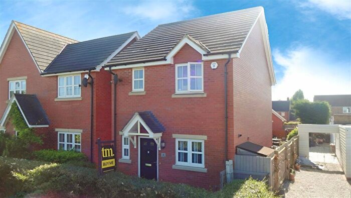 3 Bedroom Detached House For Sale In Walnut Close, Little Canfield, Dunmow, CM6