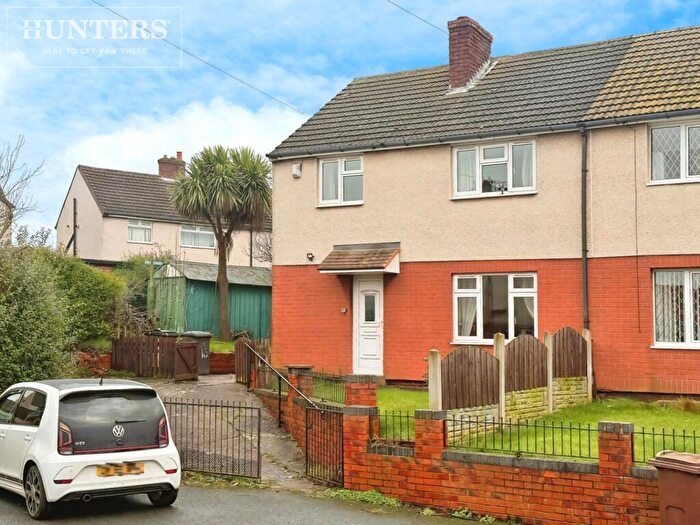 3 Bedroom Semi Detached House For Sale In Elizabeth Street, Grimethorpe, Barnsley, S72