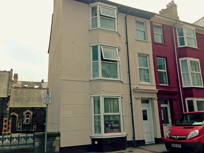 2 Bedroom Flat To Rent In Bath Street, Aberystwyth SY23