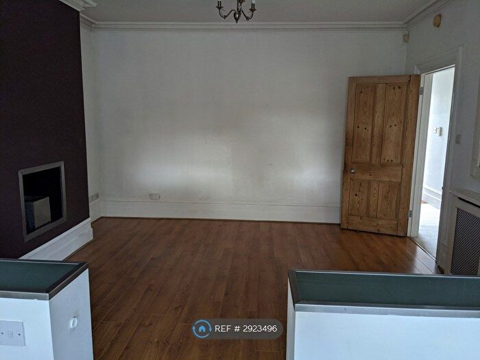 1 Bedroom Flat To Rent In Hythe Road, Willesborough, Ashford, TN24