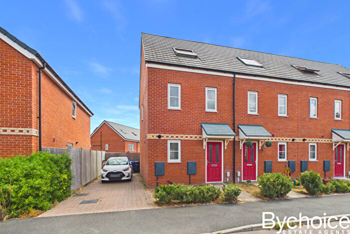 3 Bedroom End Of Terrace House For Sale In Webb Close, Haverhill, Suffolk, CB9