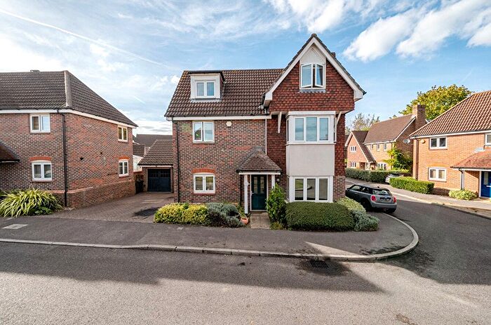 4 Bedroom Detached House For Sale In Guildford, Surrey, GU2