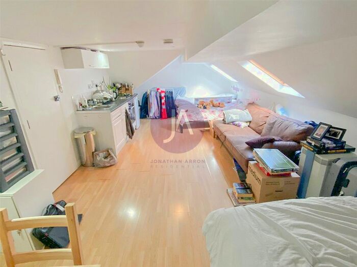 Studio To Rent In Hillfield Road, West Hampstead, London, NW6