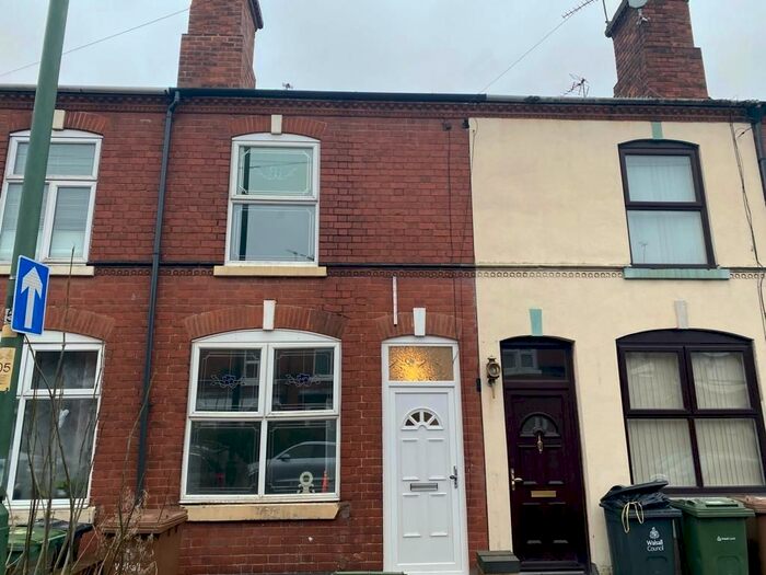 3 Bedroom Terraced House To Rent In Lumley Road, Chuckery, Walsall, WS1