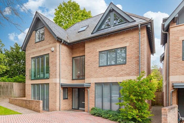 4 Bedroom Detached House To Rent In Hernes Crescent, Oxford, OX2