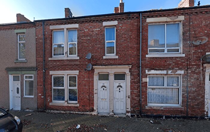 2 Bedroom Maisonette To Rent In Dacre Street, South Shields, NE33