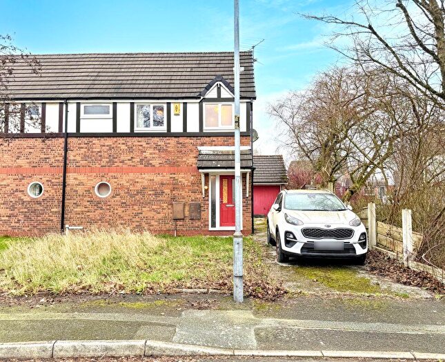 2 Bedroom End Of Terrace House For Sale In The Pewfist Spinney, Westhoughton, Bolton, BL5