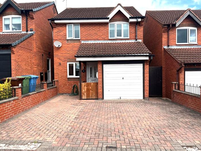 3 Bedroom Detached House For Sale In Holdenby Close, Retford, DN22