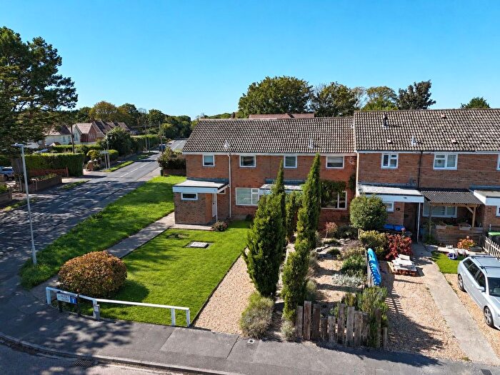 3 Bedroom Terraced House For Sale In Hurst Close, Walkford, Christchurch, BH23