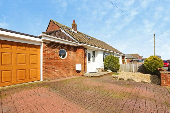 3 Bedroom Bungalow For Sale In Mayfield Road, Whitfield, Dover, Kent, CT16