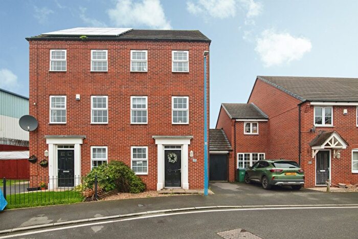 3 Bedroom Semi Detached House For Sale In Richard Bradley Way, Tipton, DY4