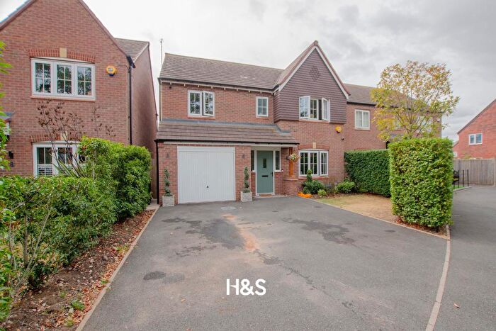 4 Bedroom Detached House For Sale In Laurel Court, Tidbury Green, Solihull, B90