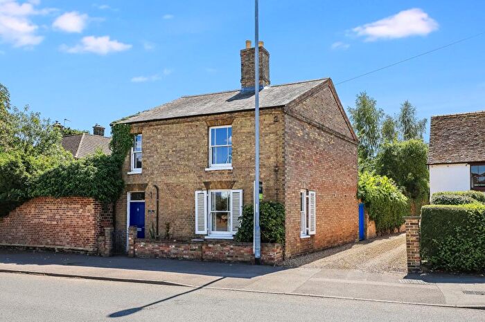 3 Bedroom Detached House For Sale In Huntingdon Road, Brampton, PE28