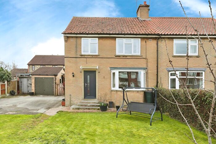 3 Bedroom Semi-Detached House For Sale In Dinnington Road, Woodsetts, Worksop, S81