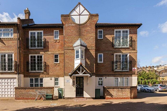 1 Bedroom Flat To Rent In Cornwallis Square, Archway, N19